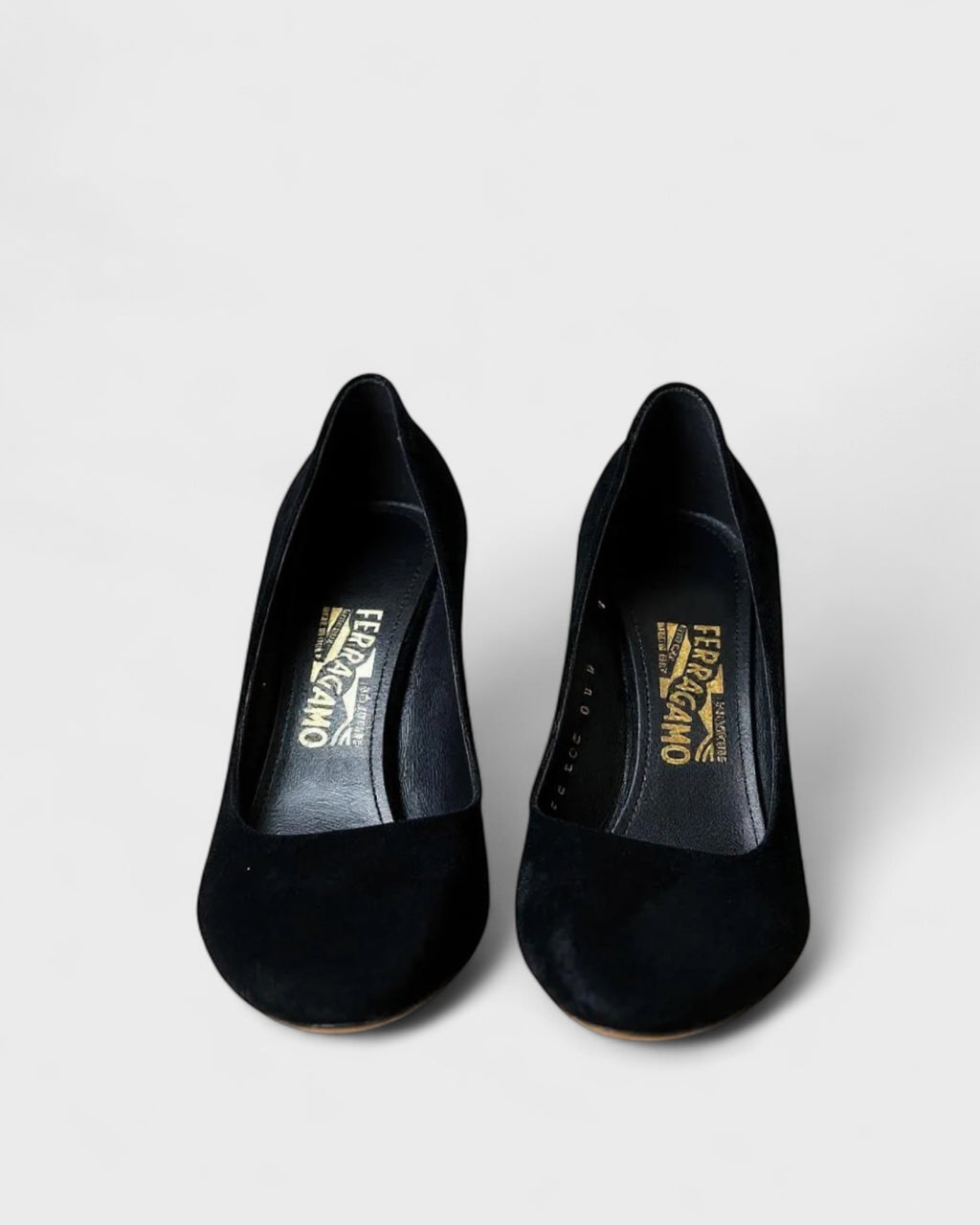 Salvatore Ferregamo , 8.5