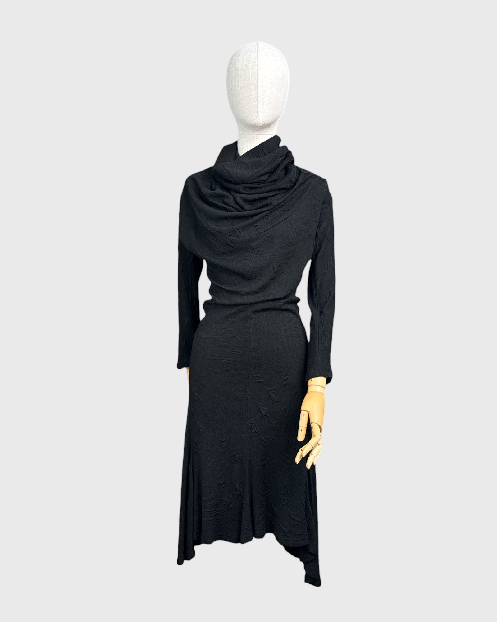 Robe longue noire Col drapé Georges Levesque, S