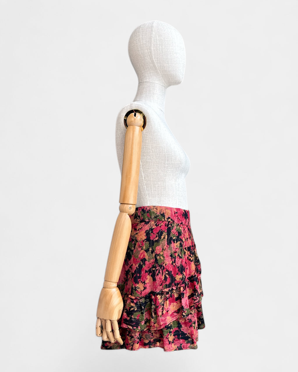 Jupe fleurie Rose/rouge/noire Sézane , 38